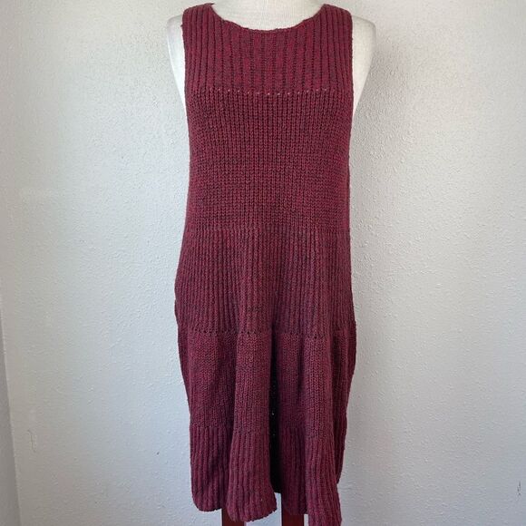 Free People Dresses & Skirts - NWOT Free People Sleeveless Sweater Dress Size L